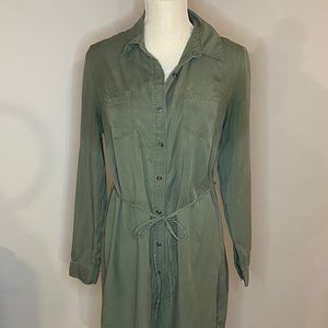 🌺 (2/$10) Army Green Button Down Dress